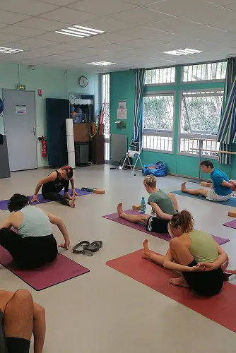 Cours de yoga collectif